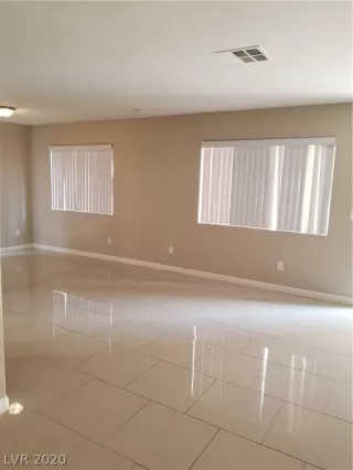 Photo #2: 2222633 Listing 