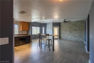 Photo #1: 2222717 Listing 