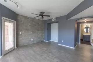 Photo #4: 2222717 Listing 