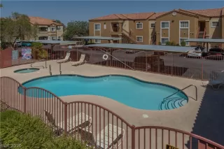 Photo #5: 2222717 Listing 