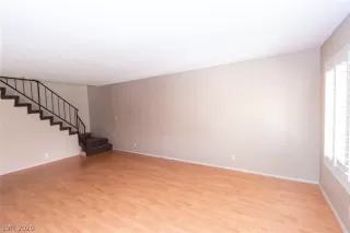 Photo #5: 2222747 Listing 