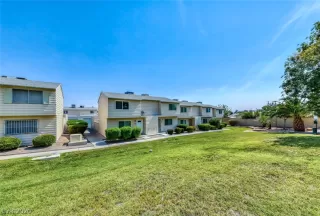 Photo #1: 2222773 Listing