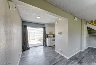 Photo #6: 2222773 Listing