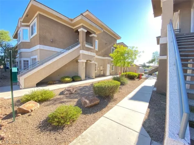 MLS: 2222909 Condo For Sale