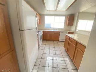 Photo #5: 2222909 Listing 