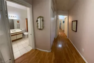 Photo #3: 2222921 Listing