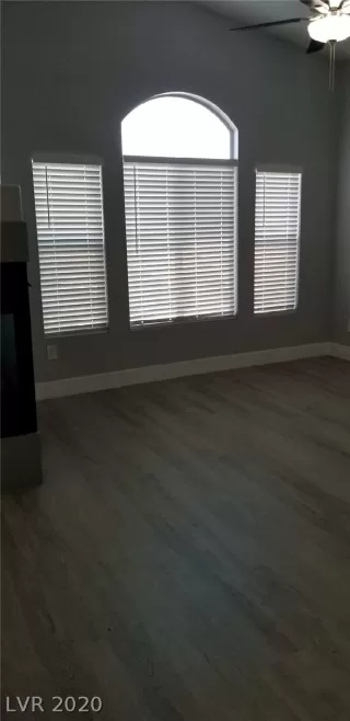 Photo #2: 2222953 Listing 