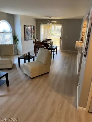Photo #1: 2222957 Listing 