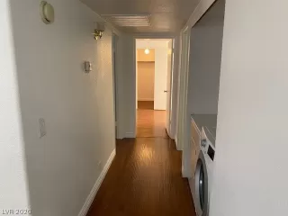 Photo #2: 2223053 Listing