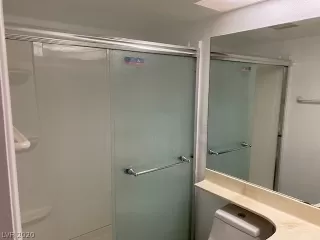 Photo #4: 2223053 Listing