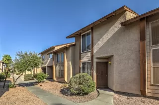 Photo #1: 2223065 Listing 