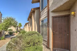 Photo #2: 2223065 Listing 