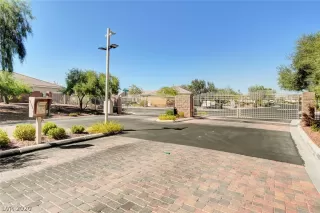 Photo #4: 2223094 Listing