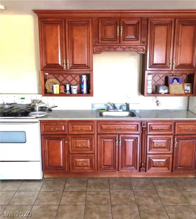 MLS: 2223130 Condo For Sale