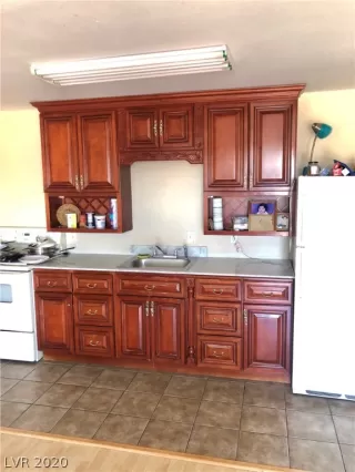 Photo #1: 2223130 Listing