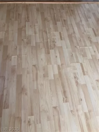 Photo #5: 2223130 Listing