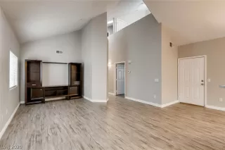 Photo #3: 2223159 Listing 