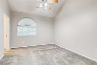 Photo #5: 2223159 Listing 