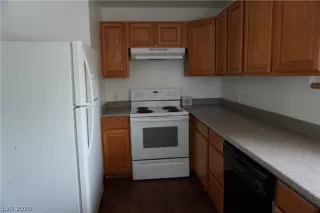 Photo #3: 2223211 Listing 