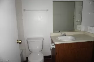 Photo #5: 2223211 Listing 