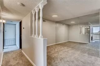 Photo #4: 2223230 Listing