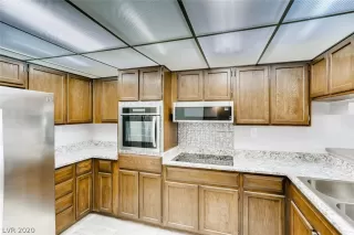 Photo #5: 2223230 Listing