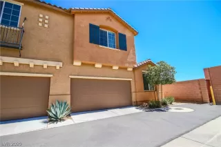 Photo #1: 2223236 Listing