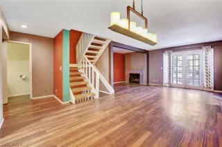 Photo #3: 2223239 Listing 