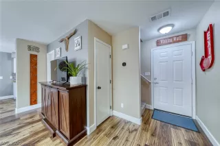 Photo #3: 2223282 Listing 