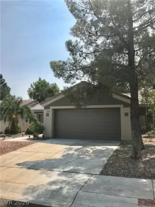 Photo #1: 2223346 Listing