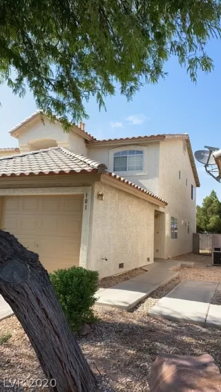 Photo #2: 2223368 Listing 