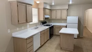 Photo #5: 2223368 Listing 