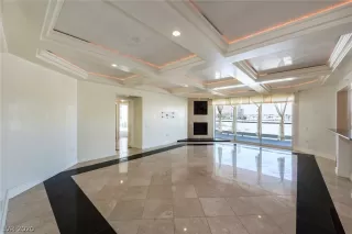 Photo #3: 2223370 Listing