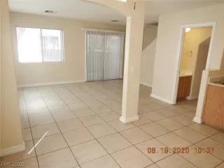 Photo #5: 2223395 Listing
