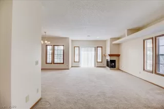 Photo #6: 2223448 Listing