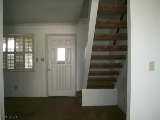 Photo #1: 2223473 Listing