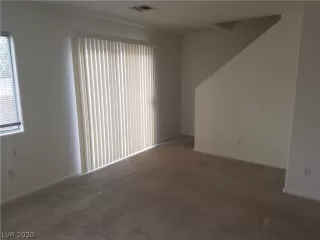 Photo #3: 2223479 Listing