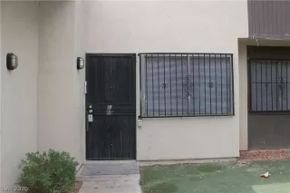 Photo #1: 2223494 Listing 