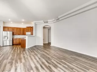 Photo #3: 2223521 Listing