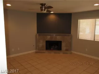 Photo #4: 2223530 Listing 