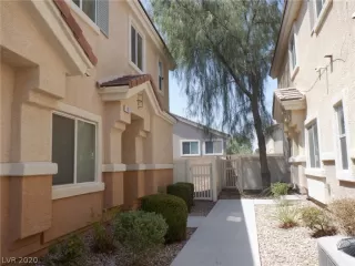 Photo #1: 2223577 Listing 