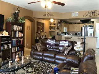 Photo #1: 2223602 Listing 