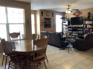 Photo #4: 2223602 Listing 