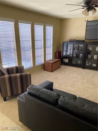 Photo #3: 2223621 Listing 