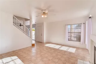 Photo #4: 2223636 Listing 