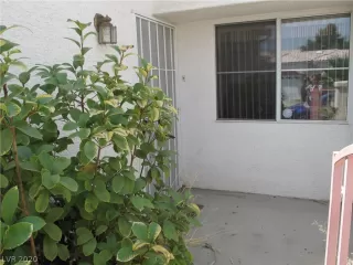 Photo #1: 2223720 Listing