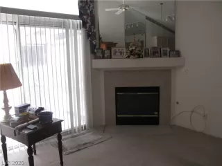 Photo #4: 2223720 Listing