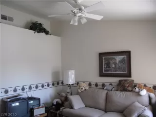 Photo #5: 2223720 Listing