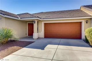 Photo #2: 2223726 Listing