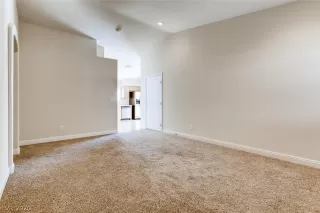 Photo #6: 2223726 Listing